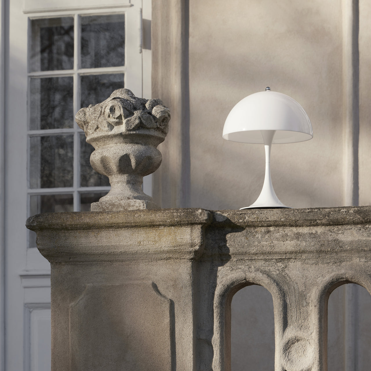 Panthella 250 Table Lamp