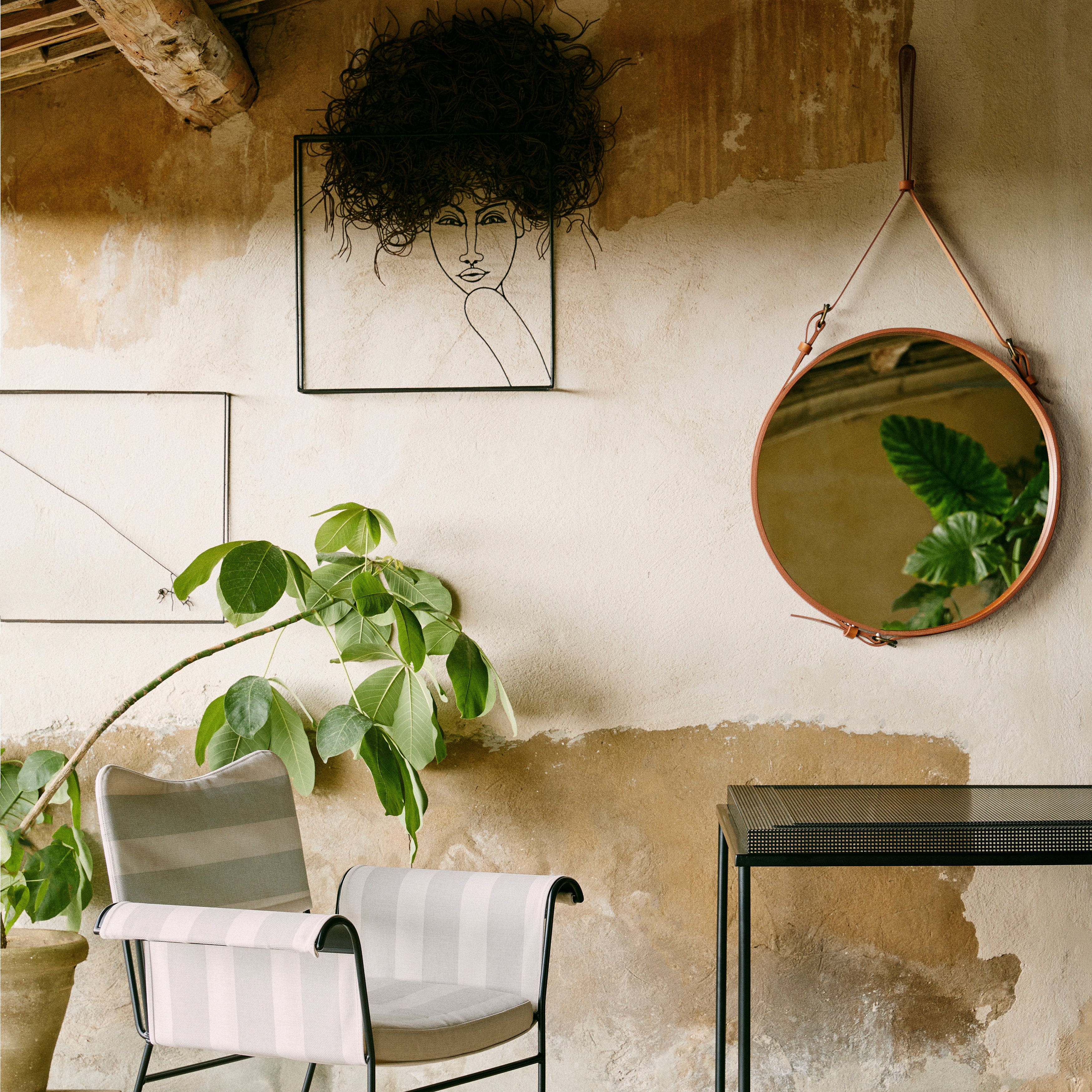 Adnet Circular Wall Mirror: LS