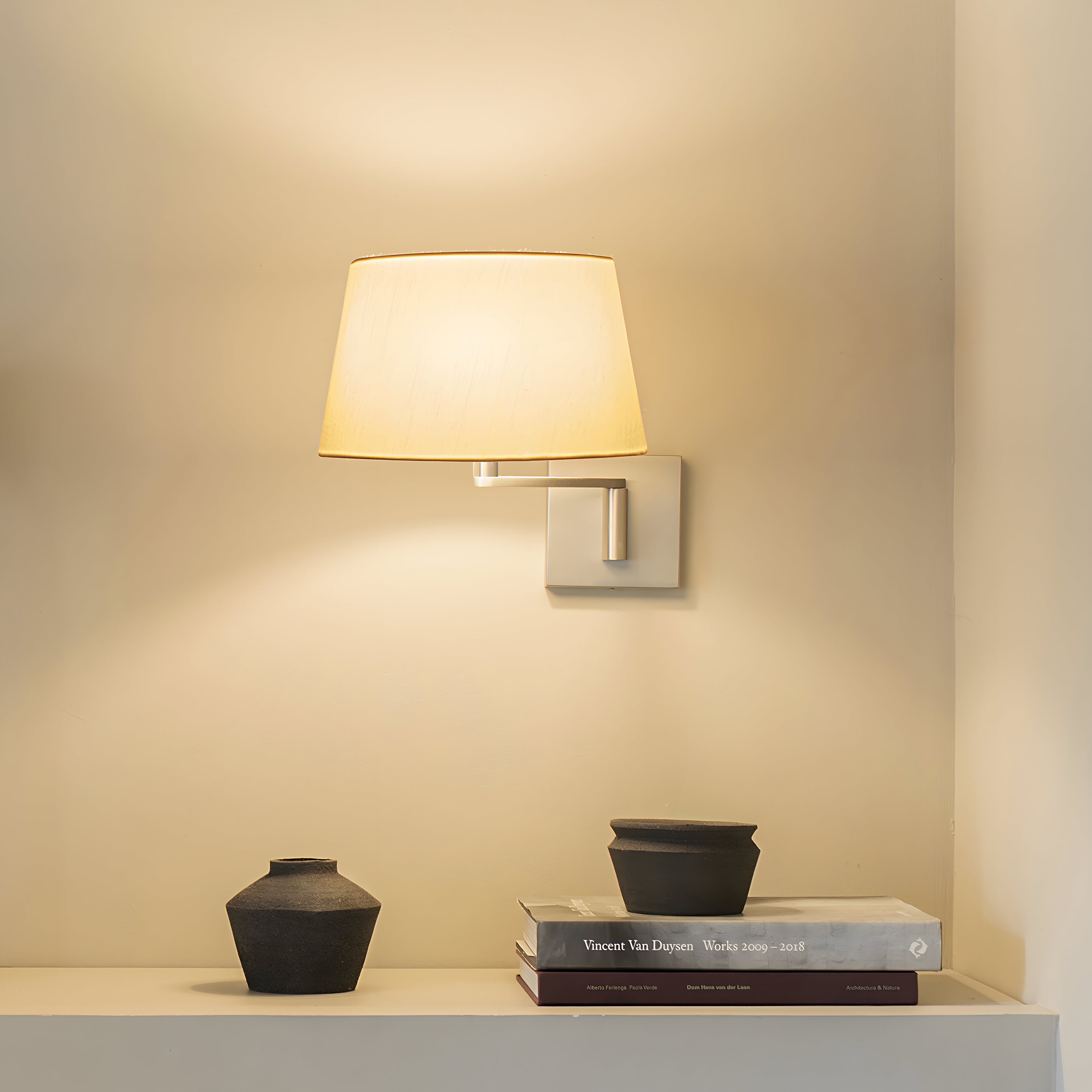 Americana Wall Lamp