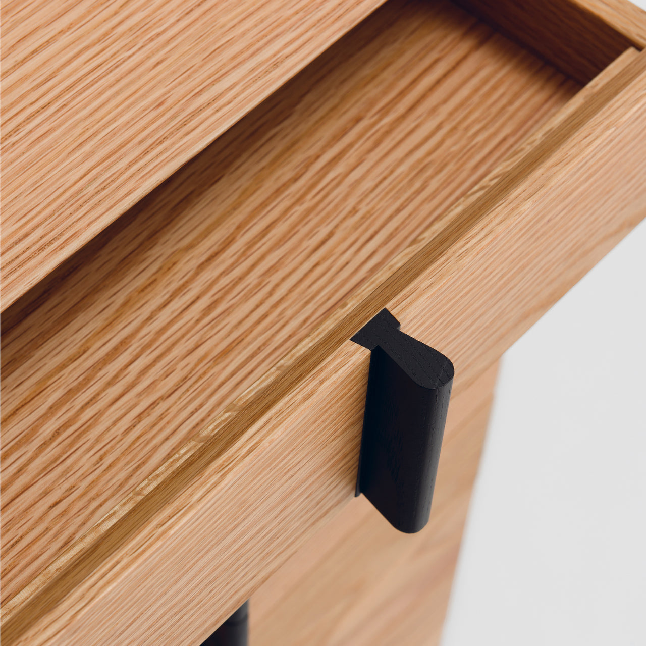 Column Chest