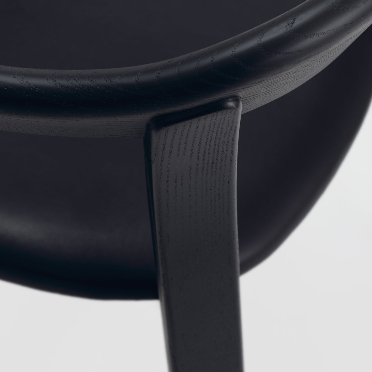 Holm Chair