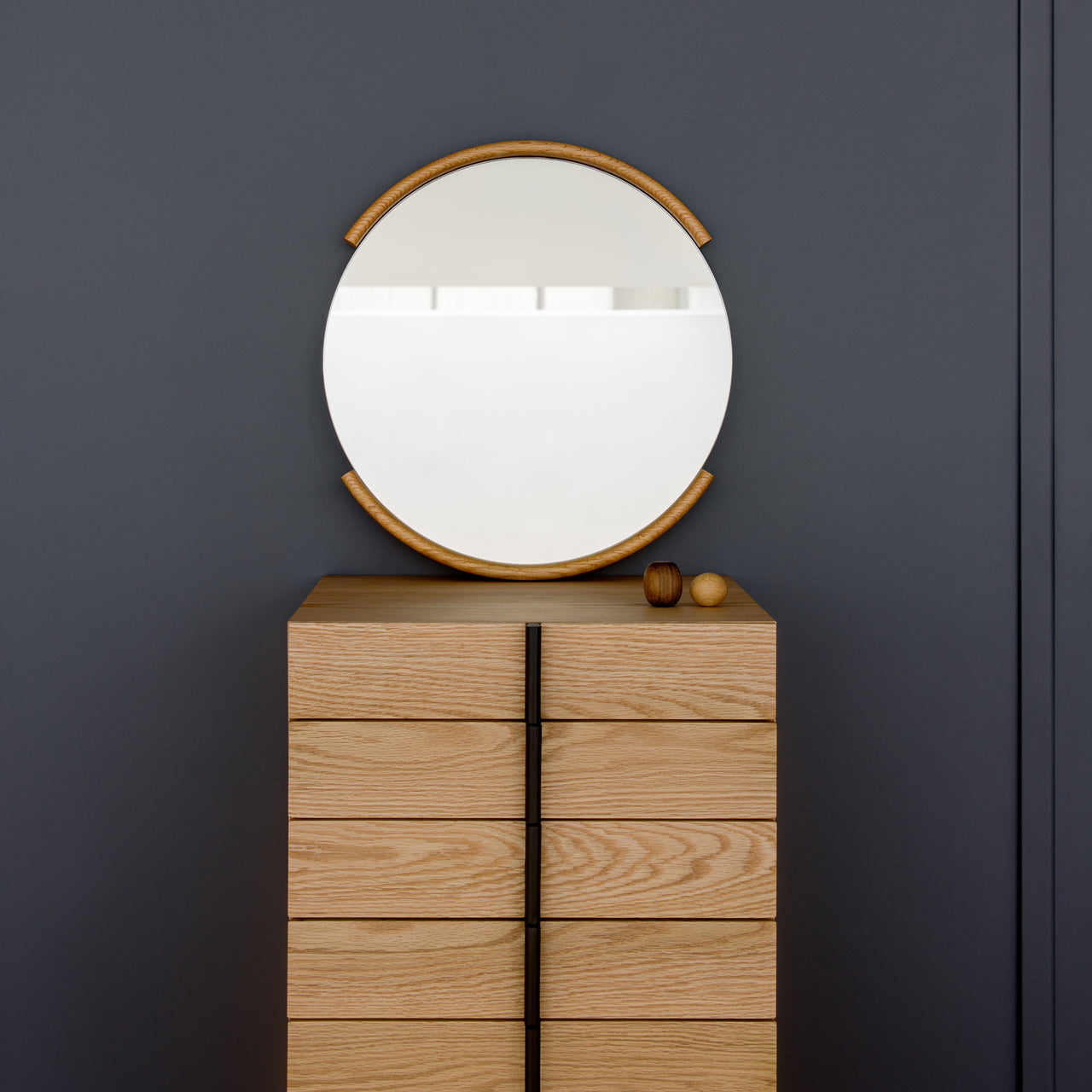 Column Chest