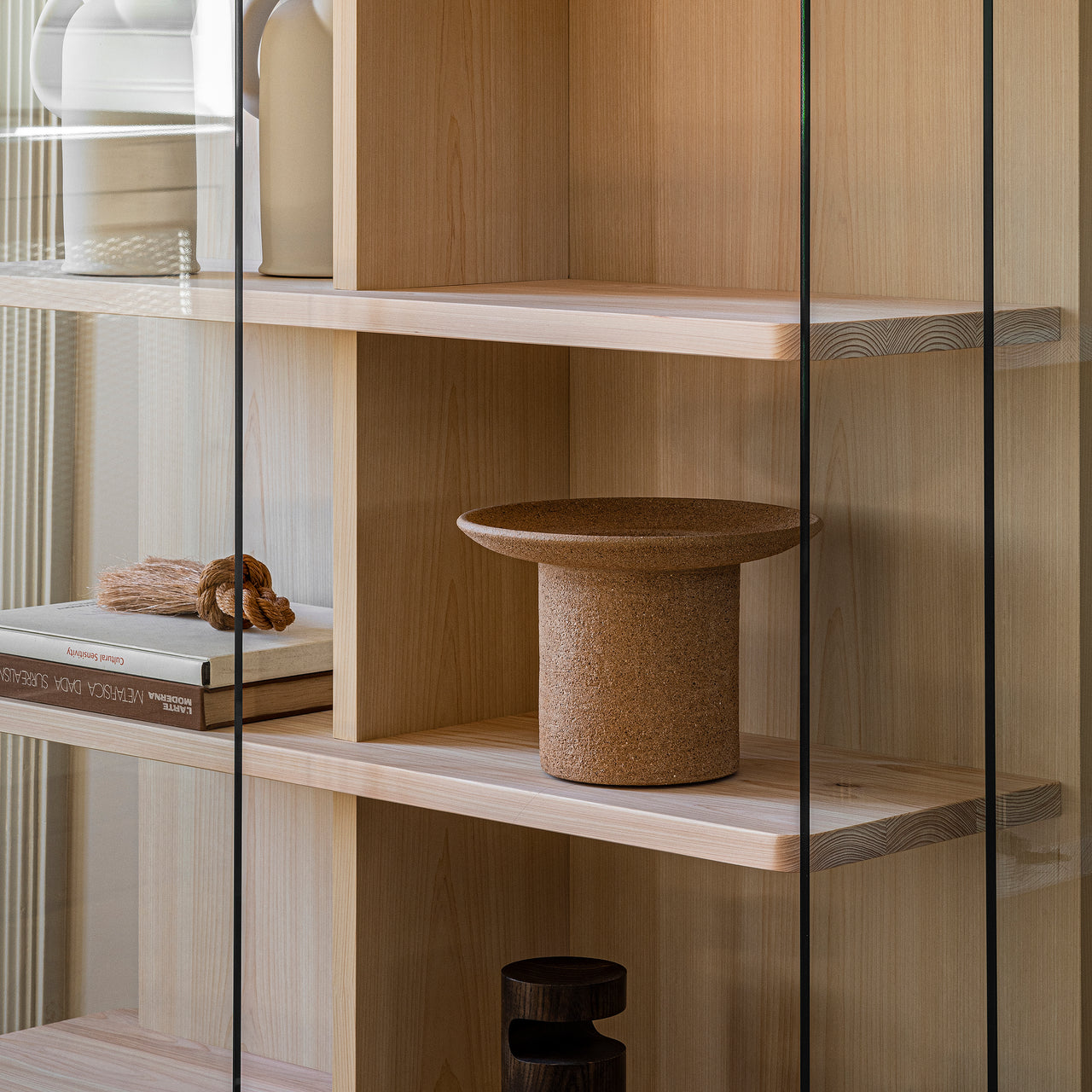 Hikari Cabinet