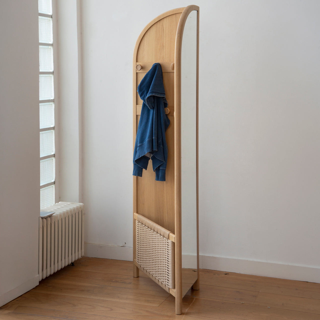 Cabine Dresser with Mirror