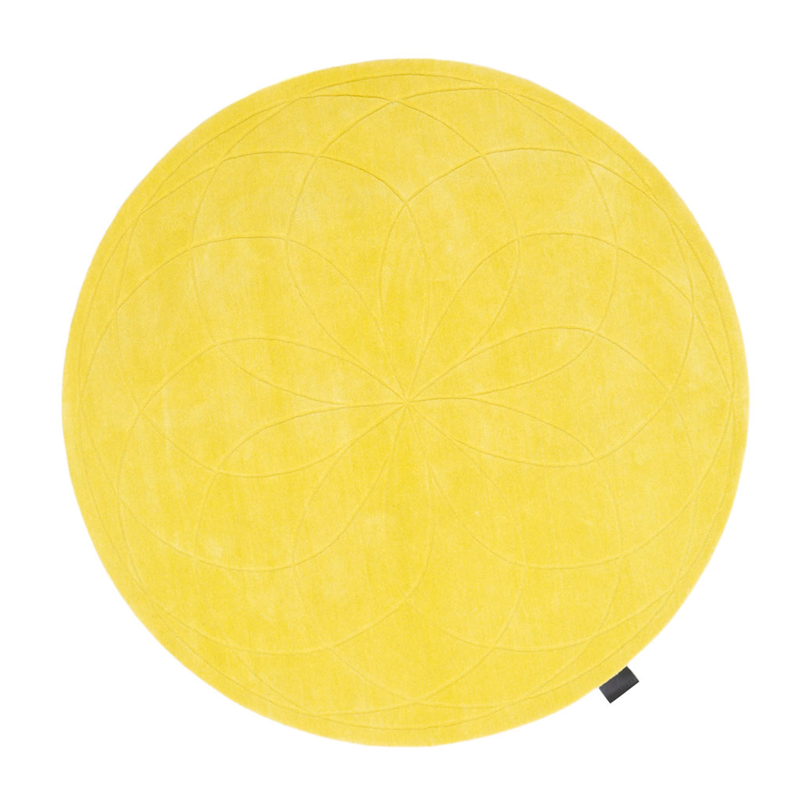 Lotus Round Rug: Medium + Citrus Yellow