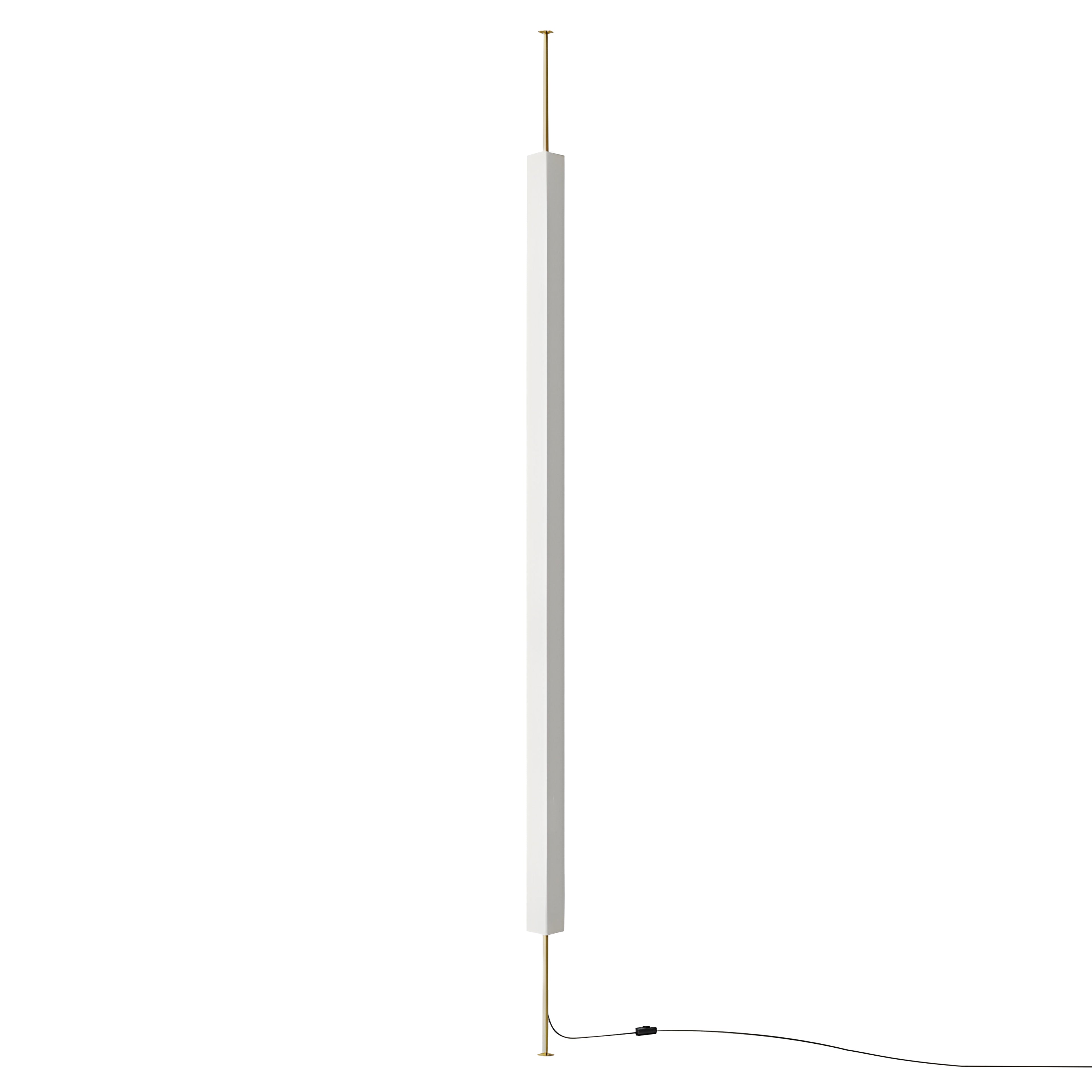 LT8 Floor Lamp: High