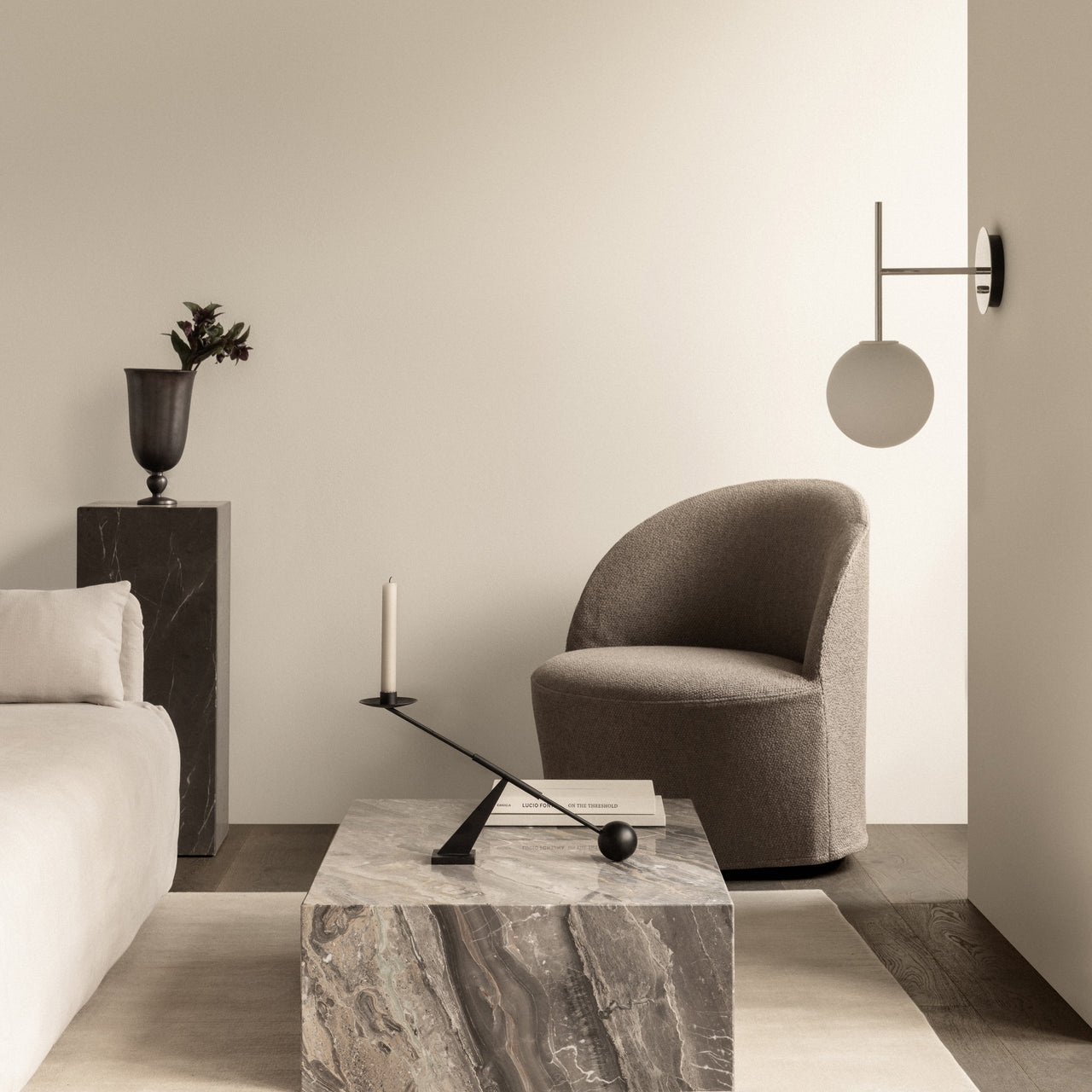 Tearoom Lounge Chair with Loose Cover: Swivel with Return