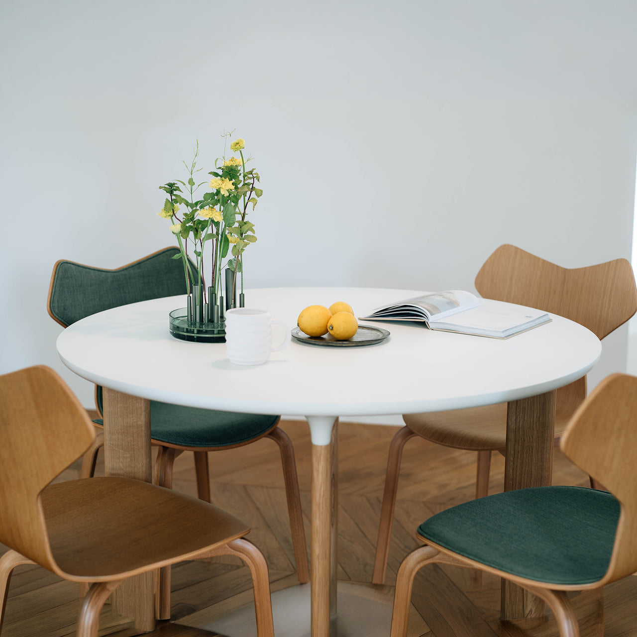 Analog Round Dining Table