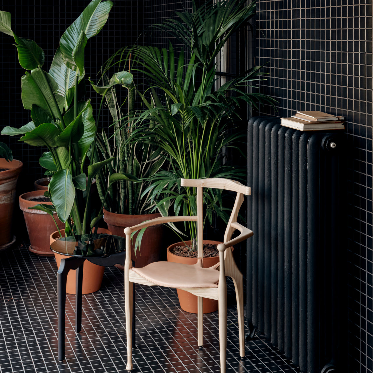 Carlinas Side Table