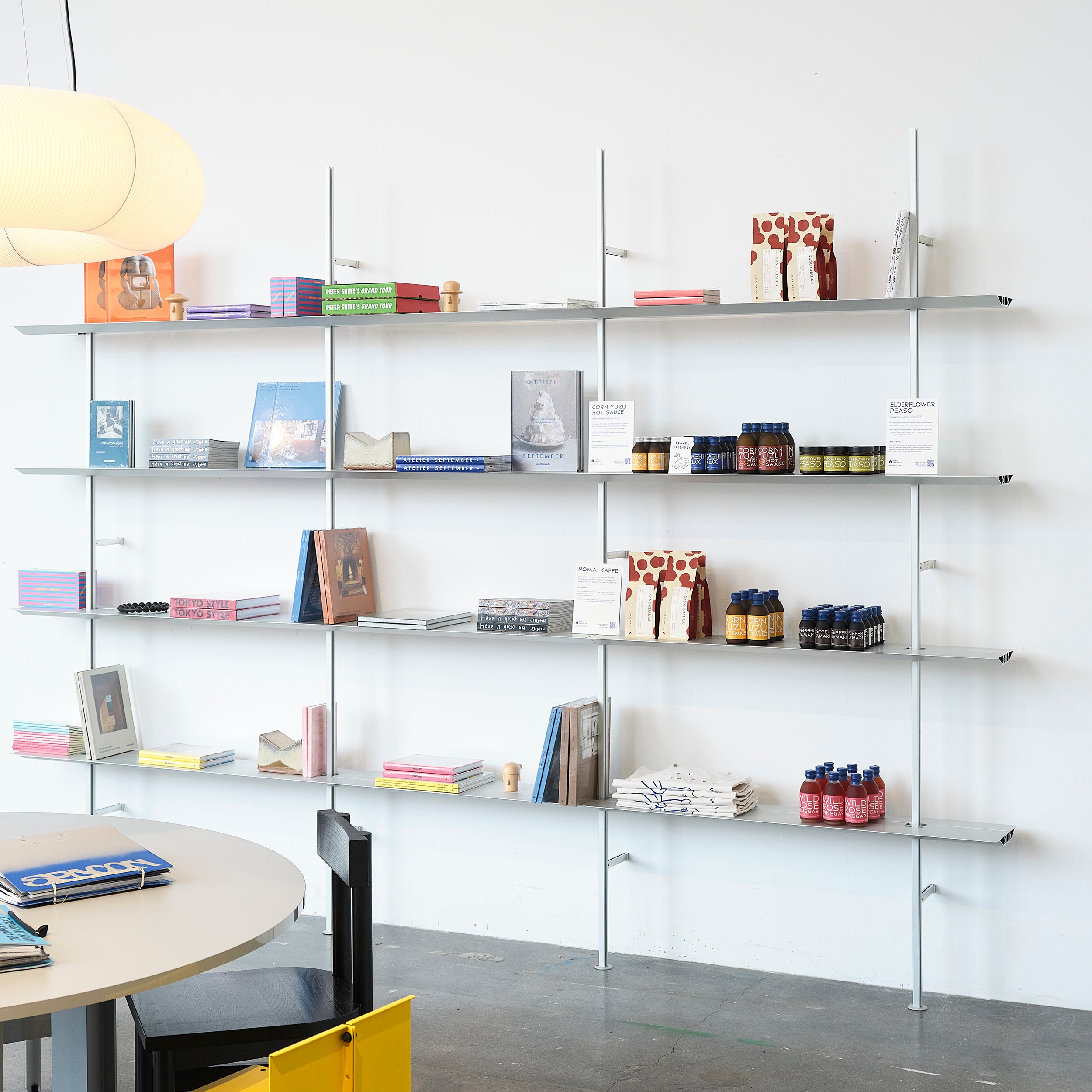 Hypostila Shelf System: Silver