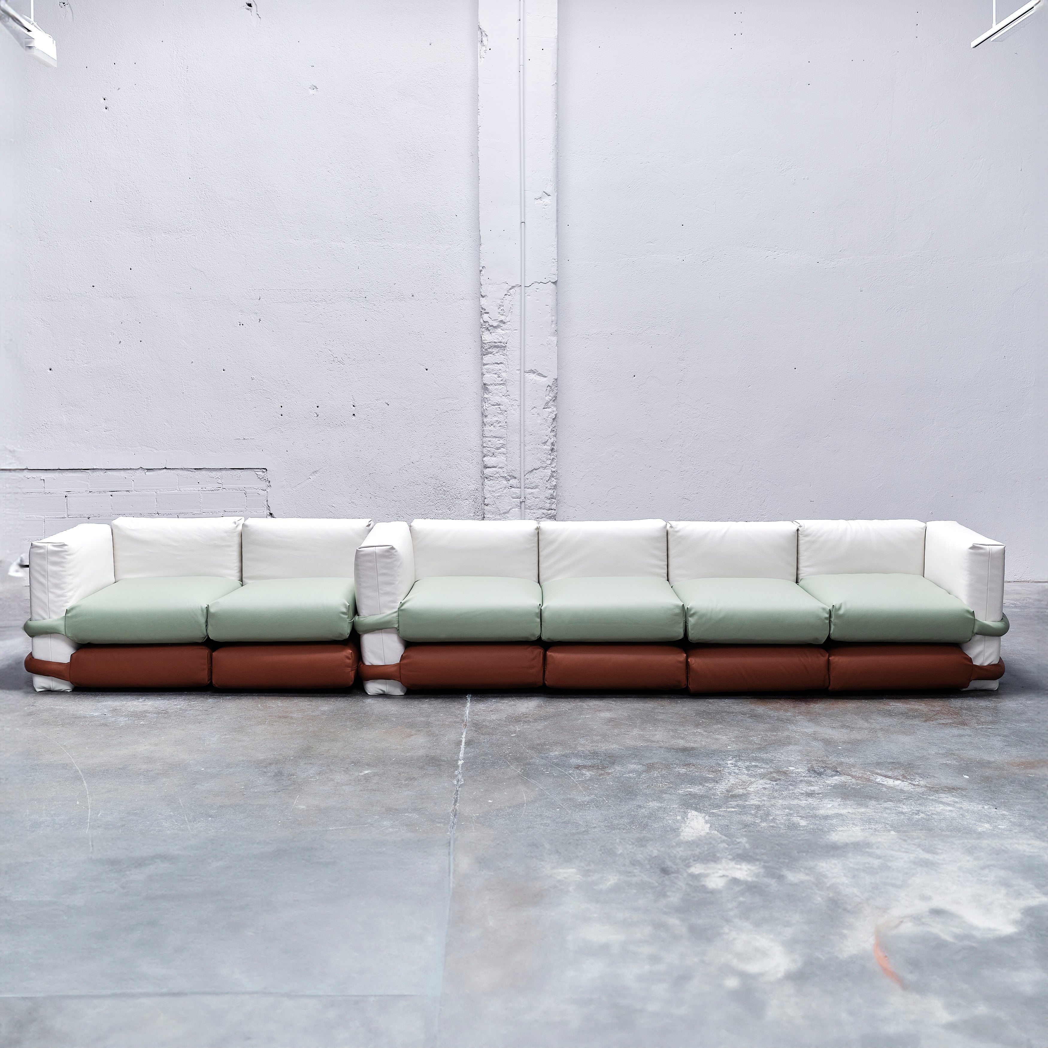 Pillow Modular Sofa: Leather