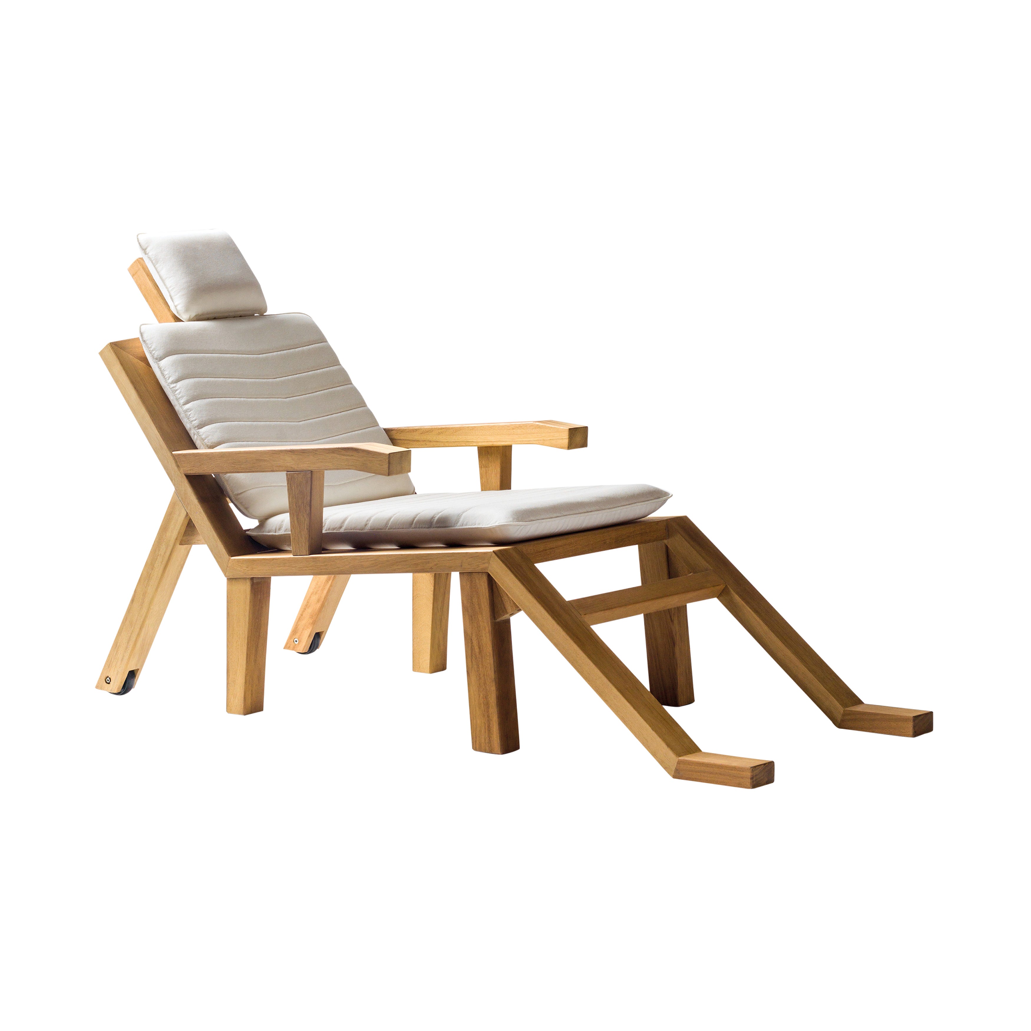 Portlligat Sunbed: Outdoor + With Cushion