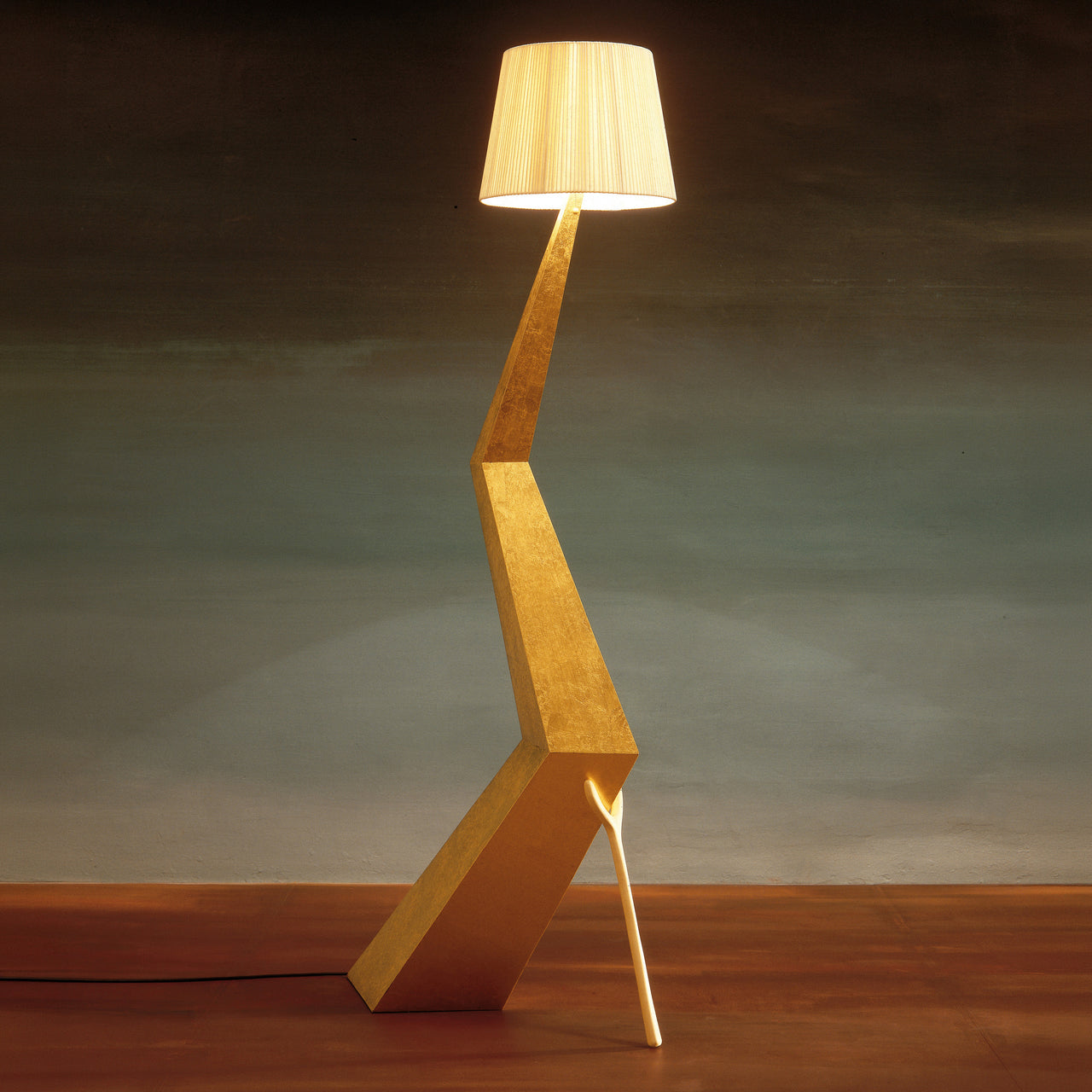 Bracelli Sculpture Floor Lamp