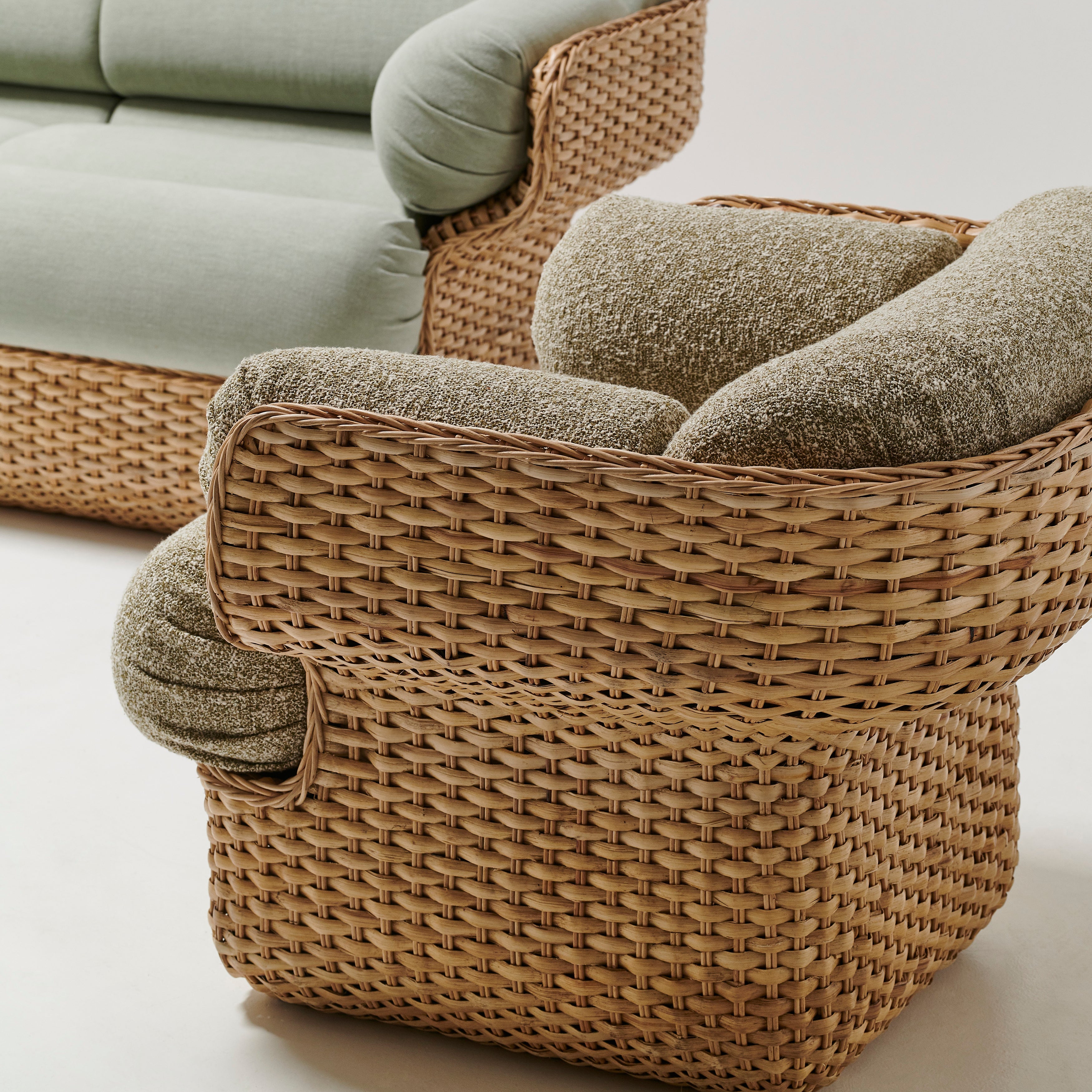 Basket Lounge Chair: LS