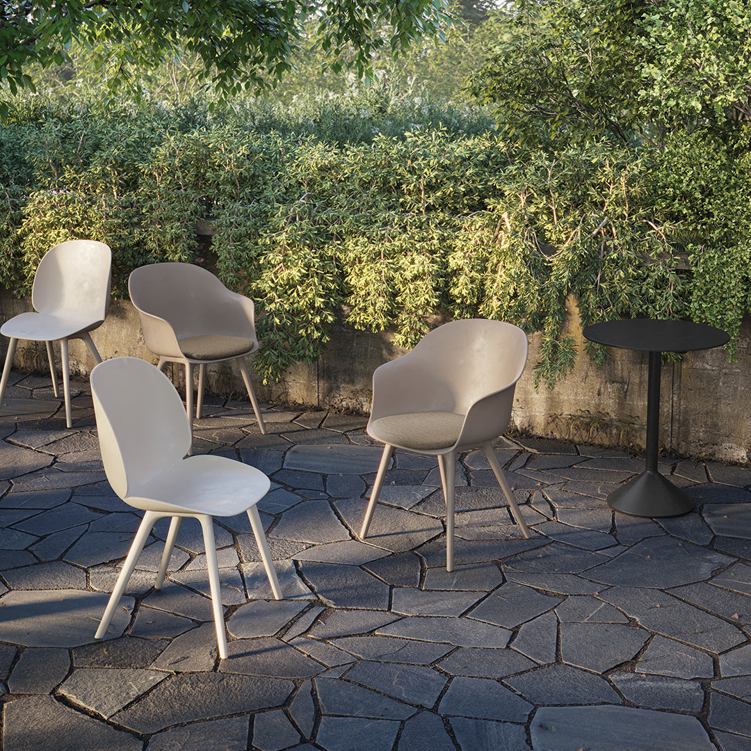 Bat Outdoor Dining Chair: Plastic Base + LS