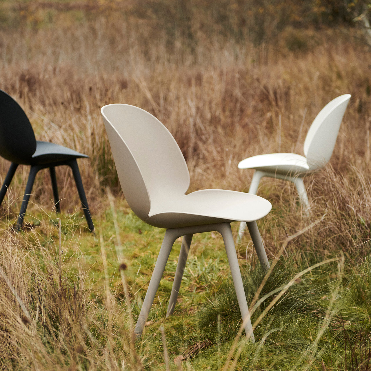 Beetle Outdoor Dining Chair: Plastic Base