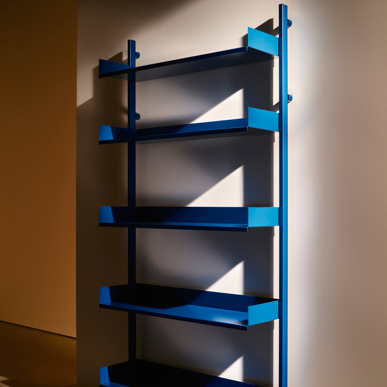 Slot Shelving: Single
