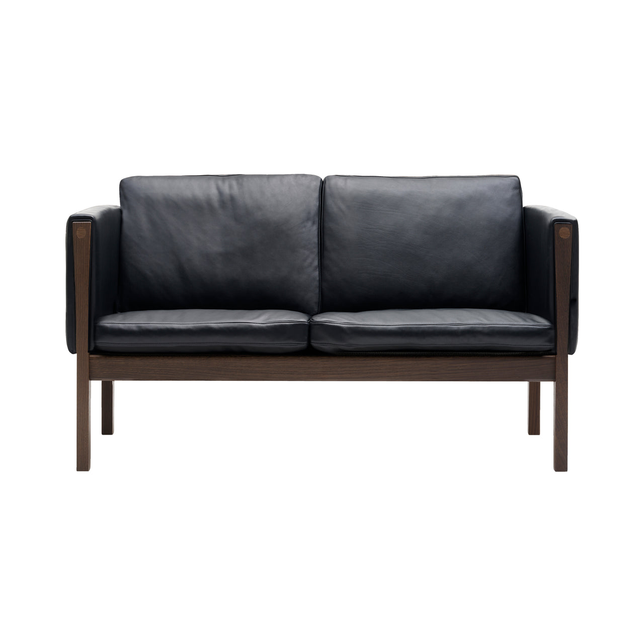 CH162 2 Seater Sofa: Oiled Walnut