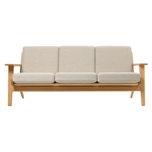 CH293 Sofa: Oiled Oak