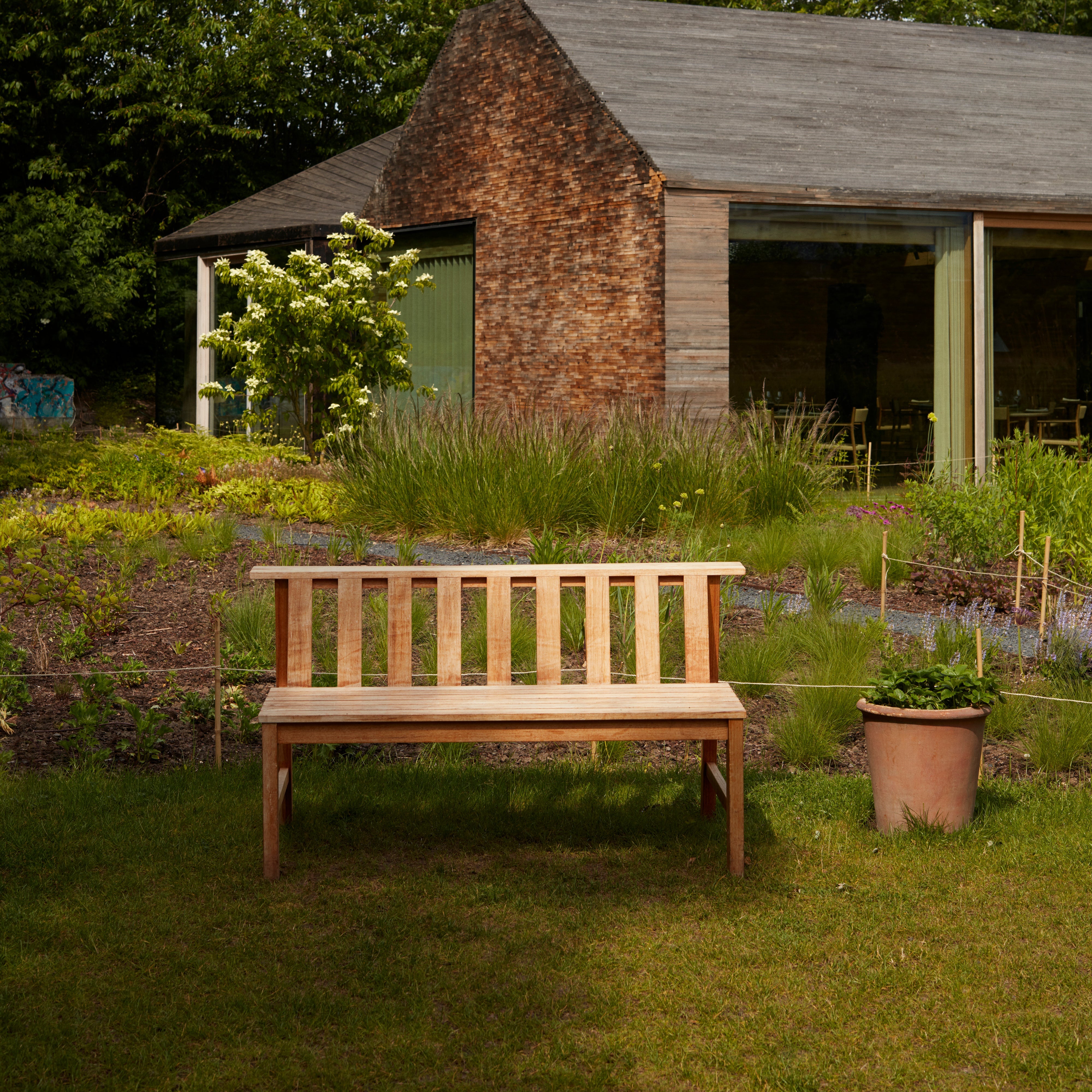 Cadence Bench