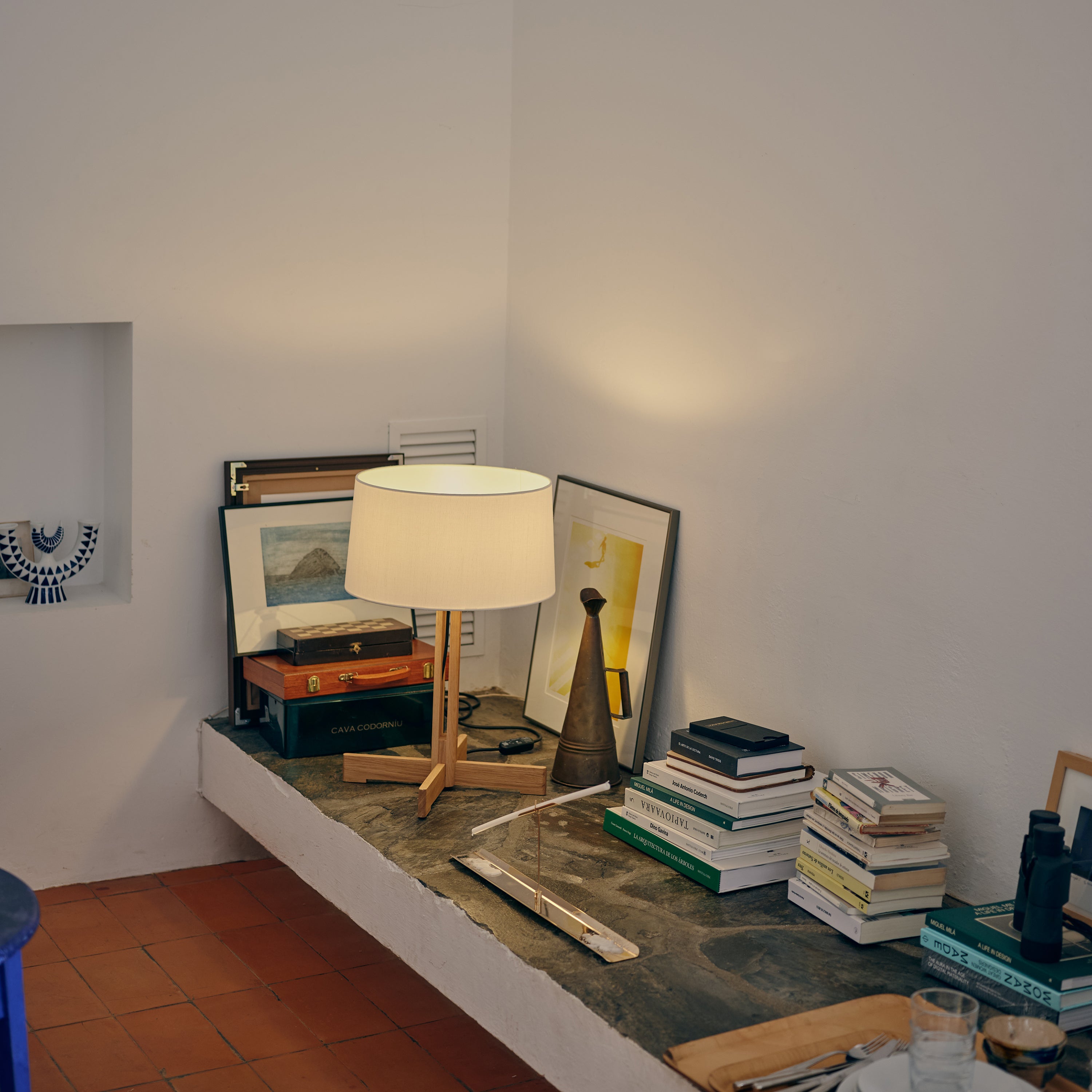 FAD Table Lamp