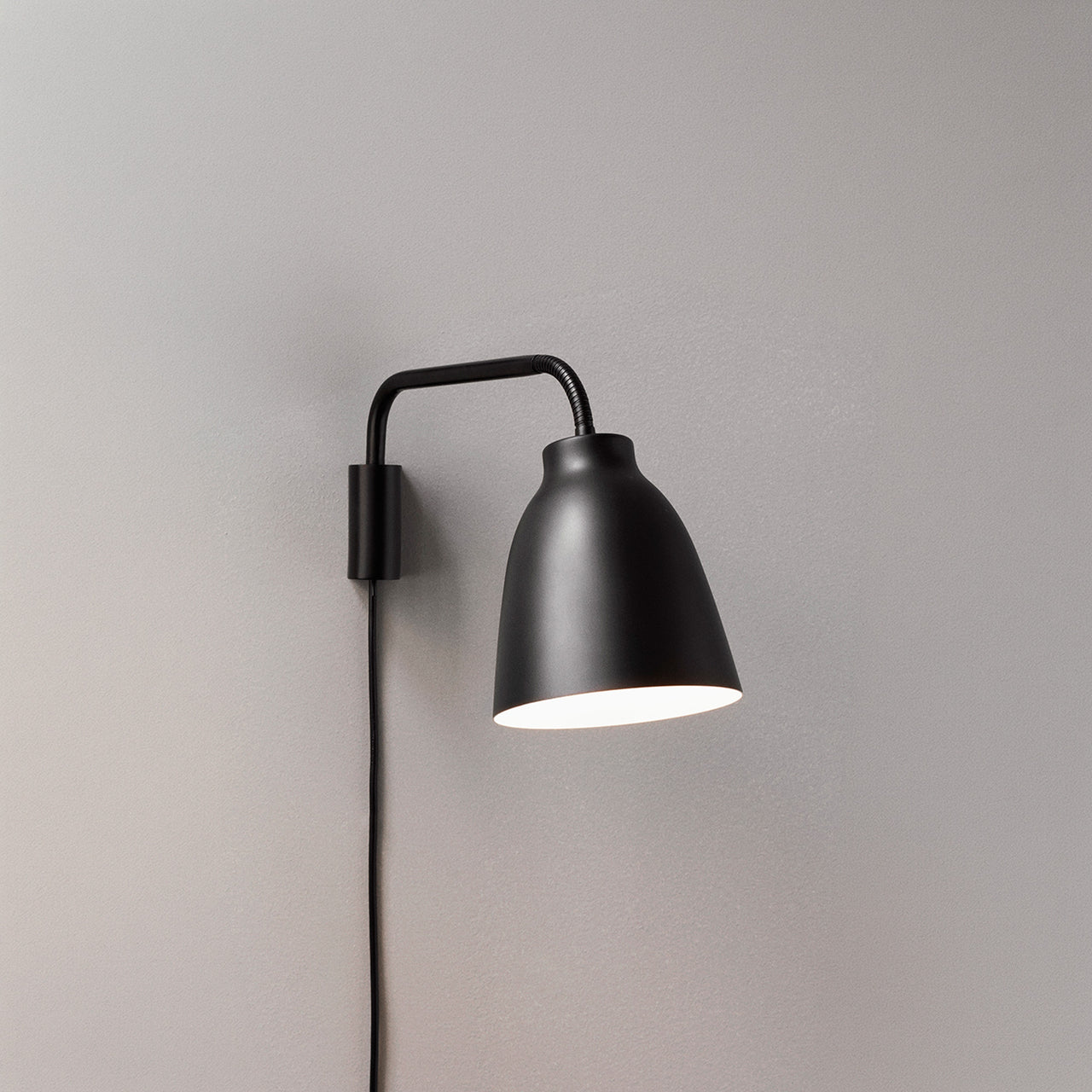 Caravaggio Read Wall Light