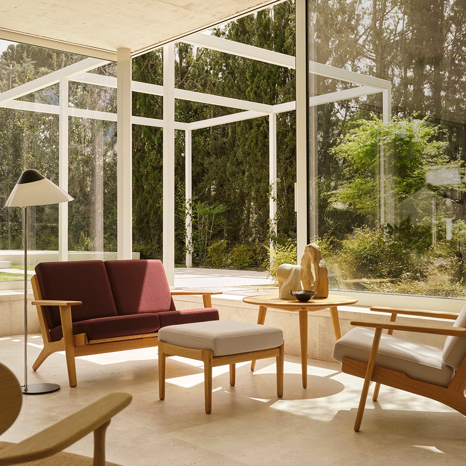 CH291 Lounge Chair