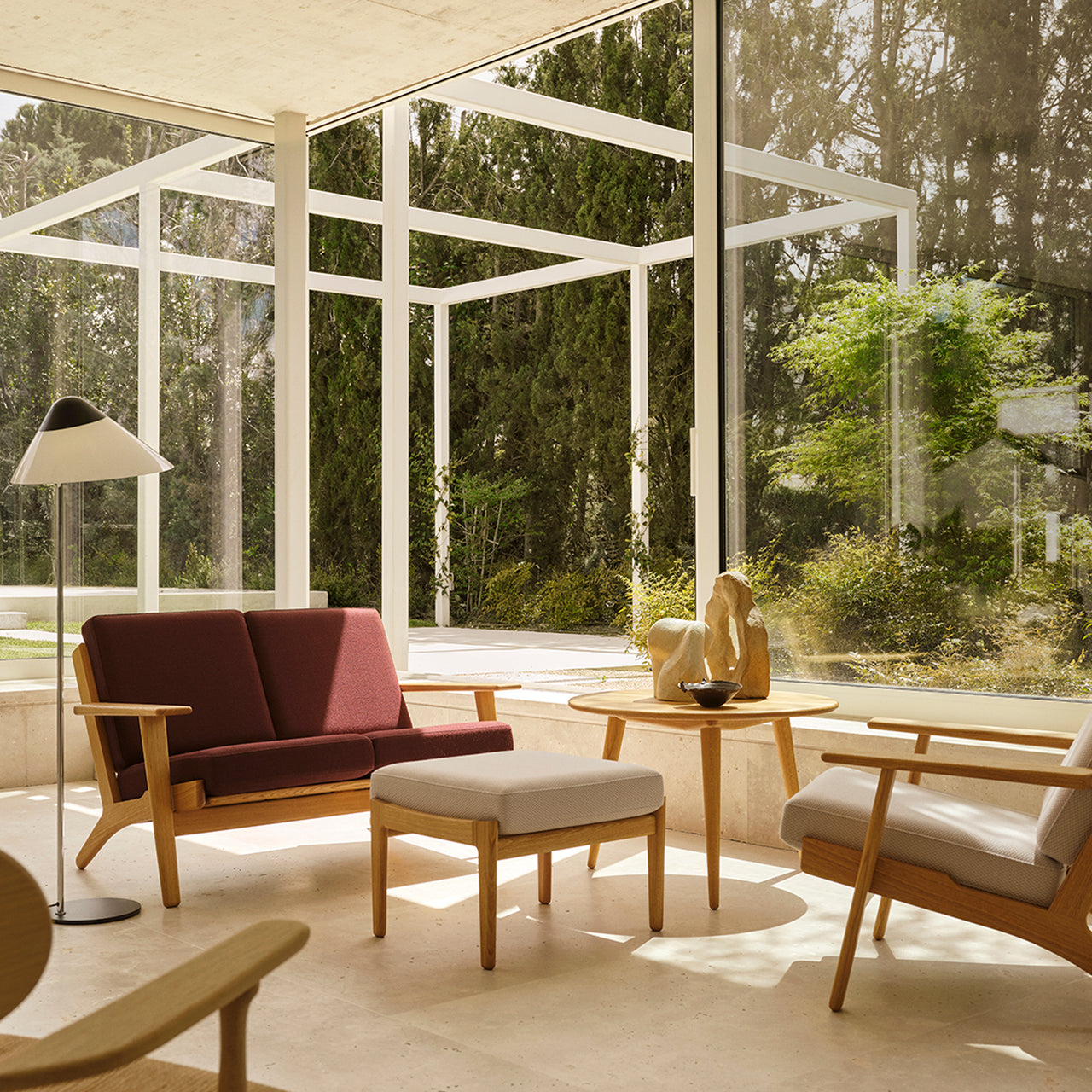 CH291 Lounge Chair