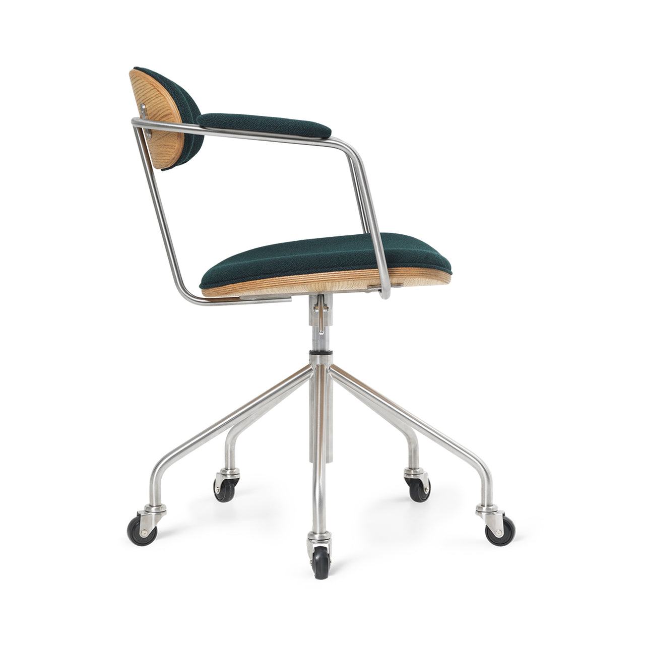 CH621 Swivel Chair: Oiled Oak + Vidar