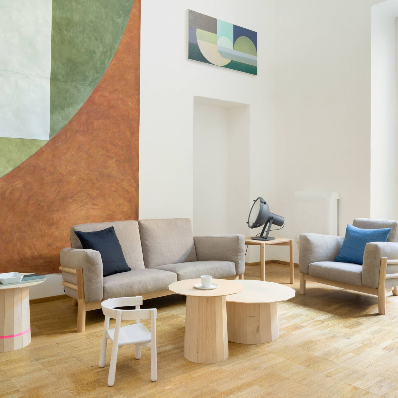 Castor Sofa 2 Seater: LS