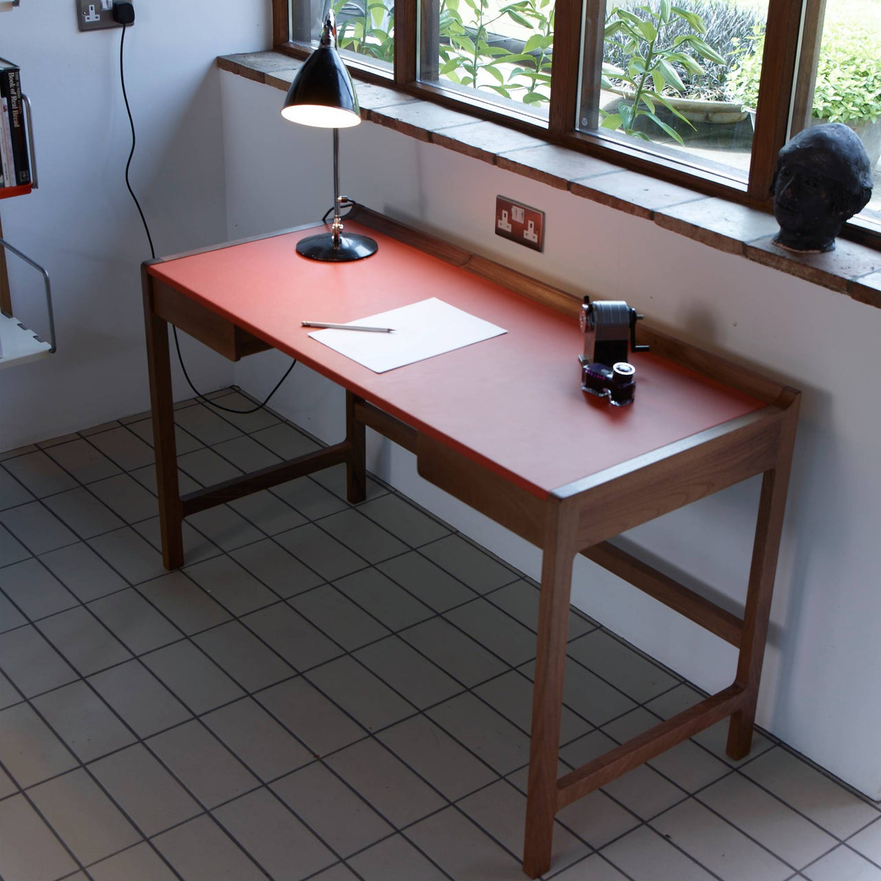 Cedric Desk
