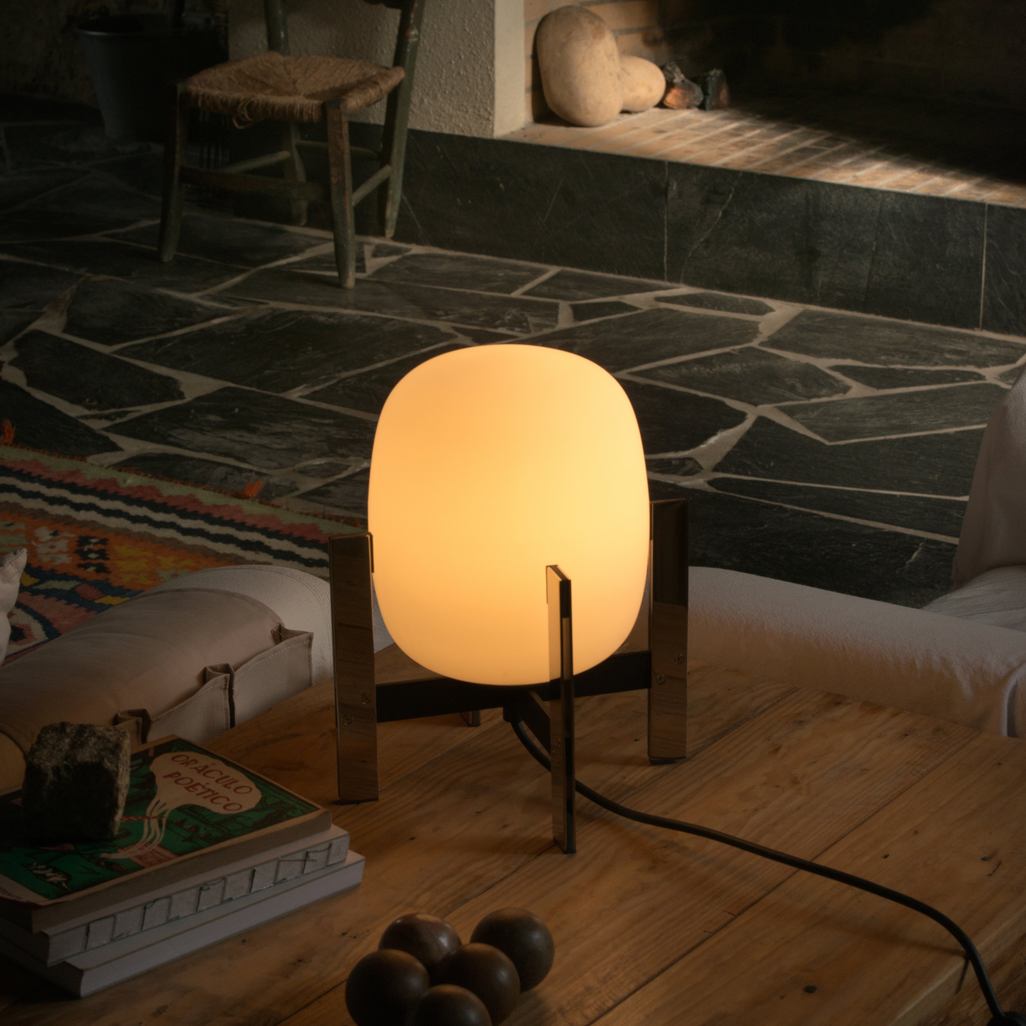 Cestita Metálica Table Lamp