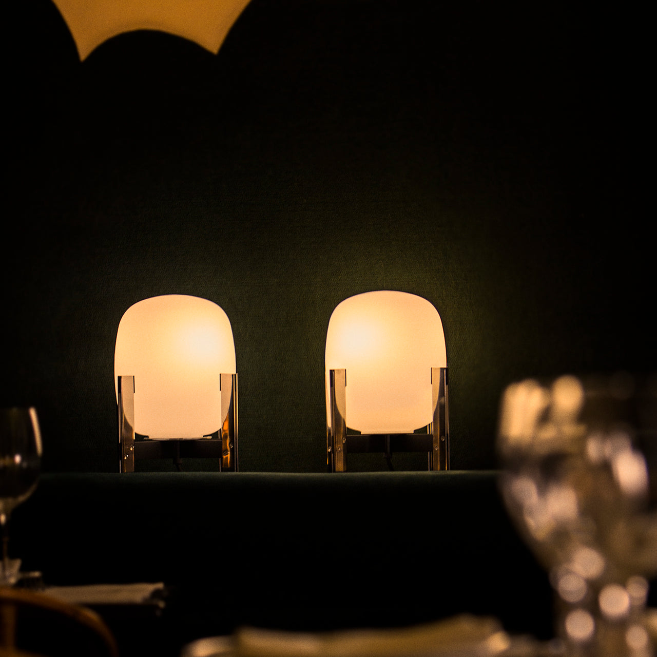 Cestita Metálica Table Lamp