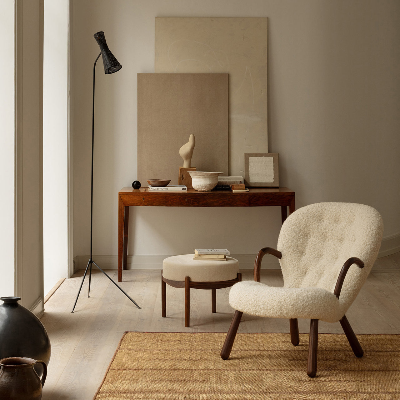 Clam Chair: LS