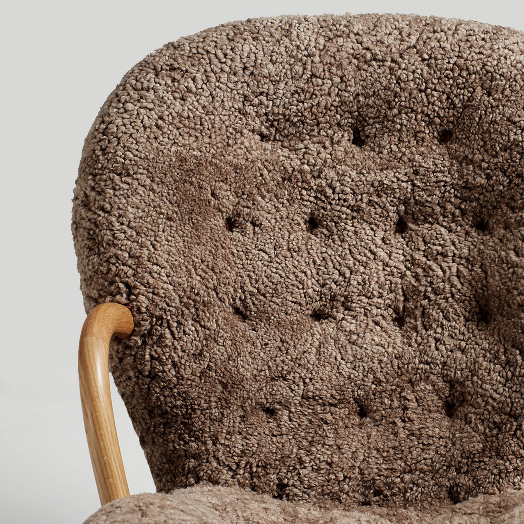 Clam Chair: DI