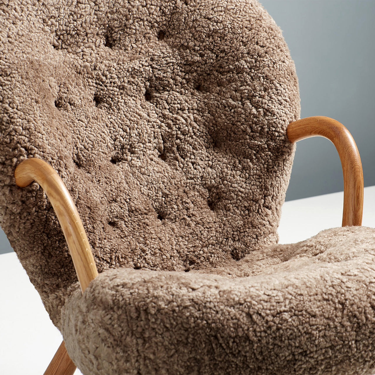 Clam Chair: DI