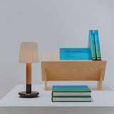 Básica Mínima Batería Portable Table Lamp