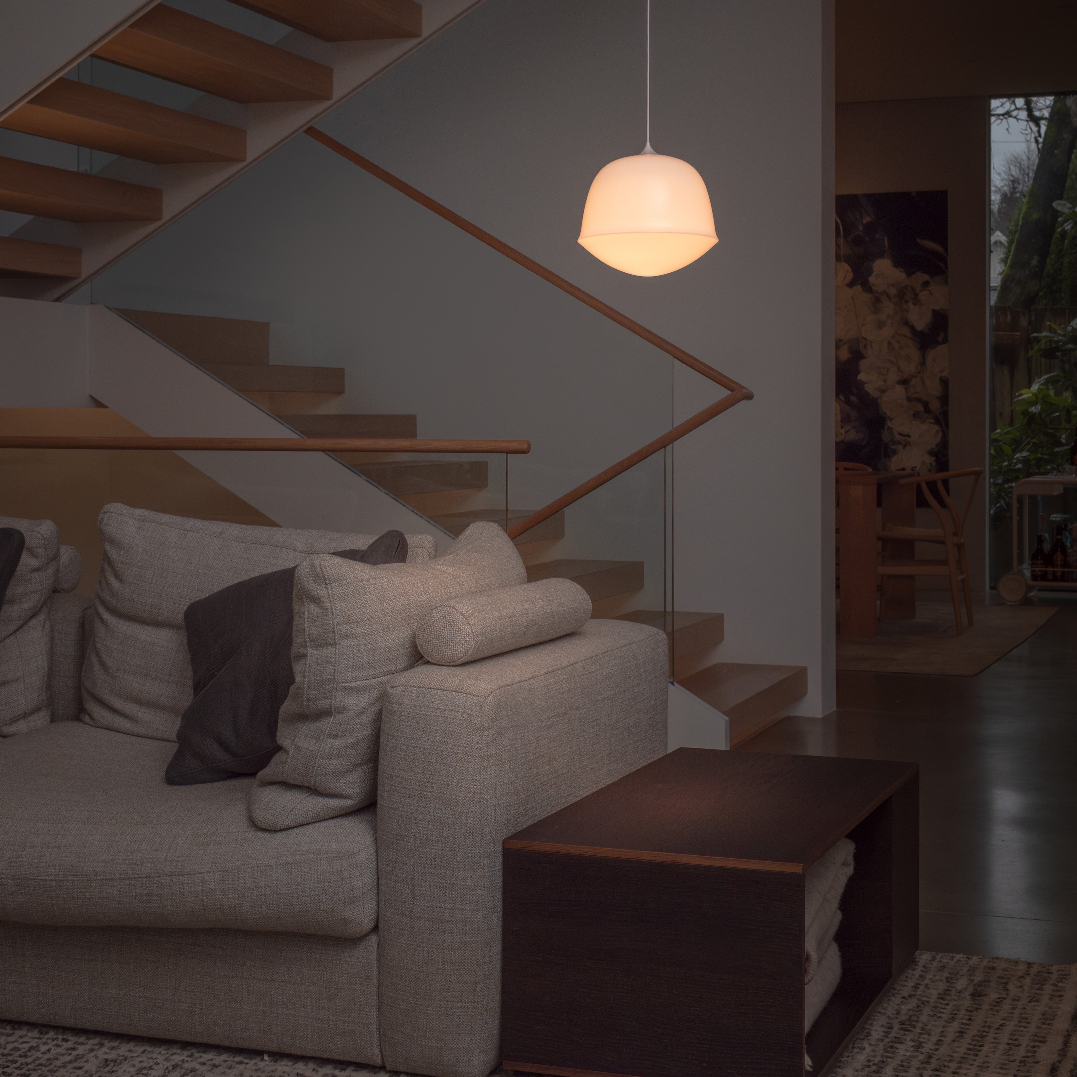 Contour Pendant Light: LS