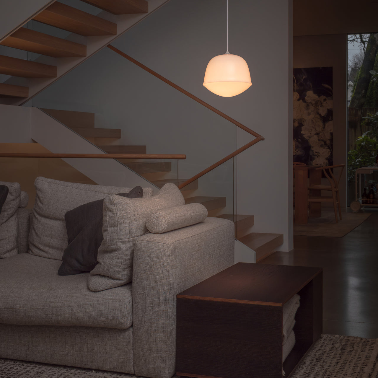 Contour Pendant Light: LS