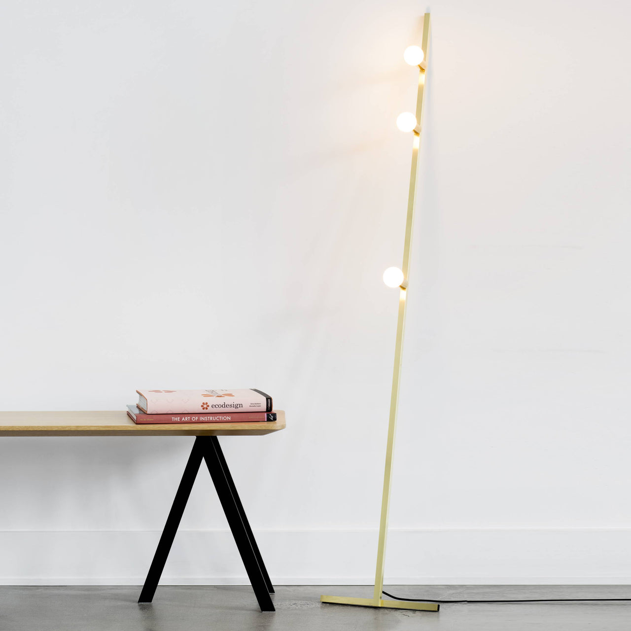 Dot Line Floor Lamp