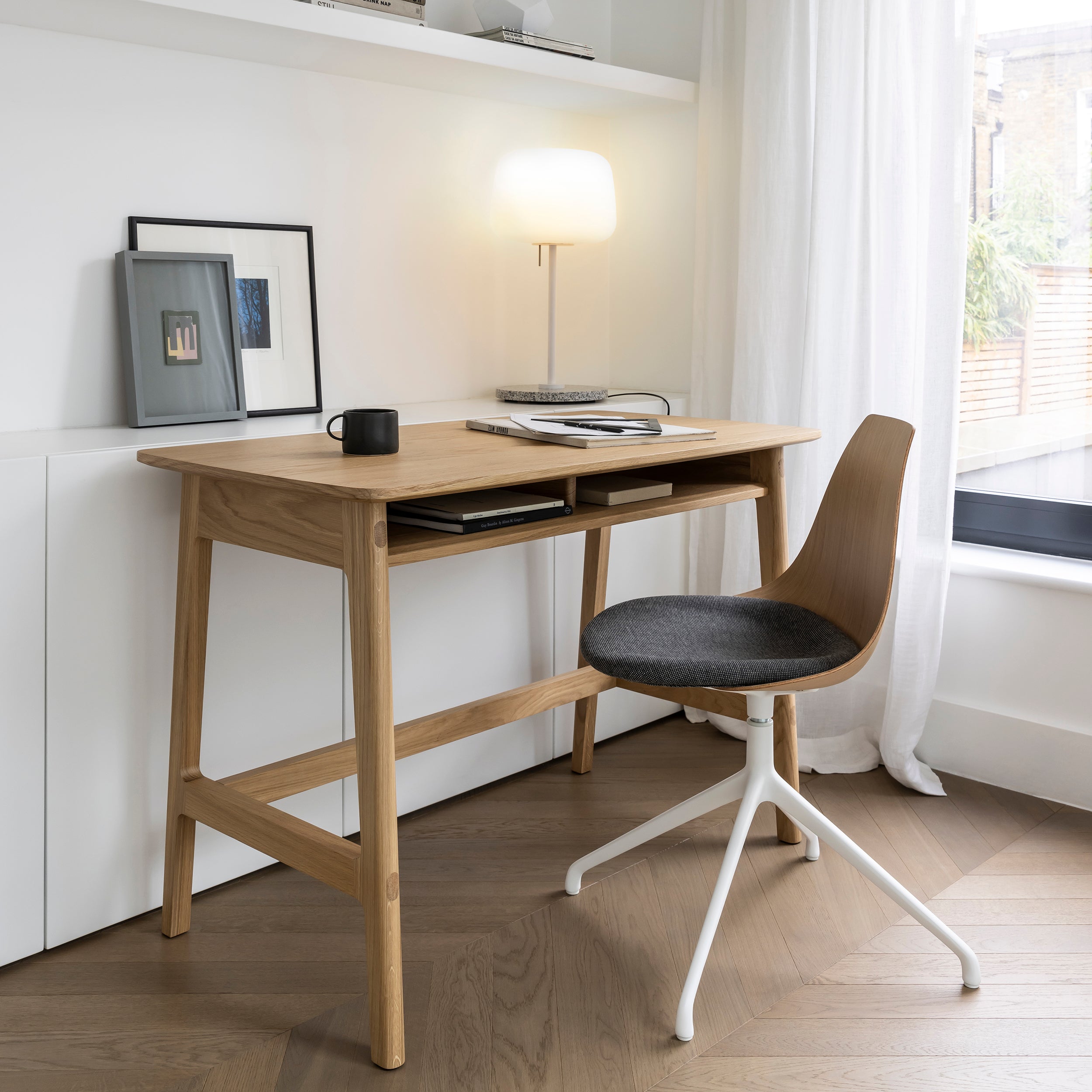 Dulwich Desk: Quick Ship