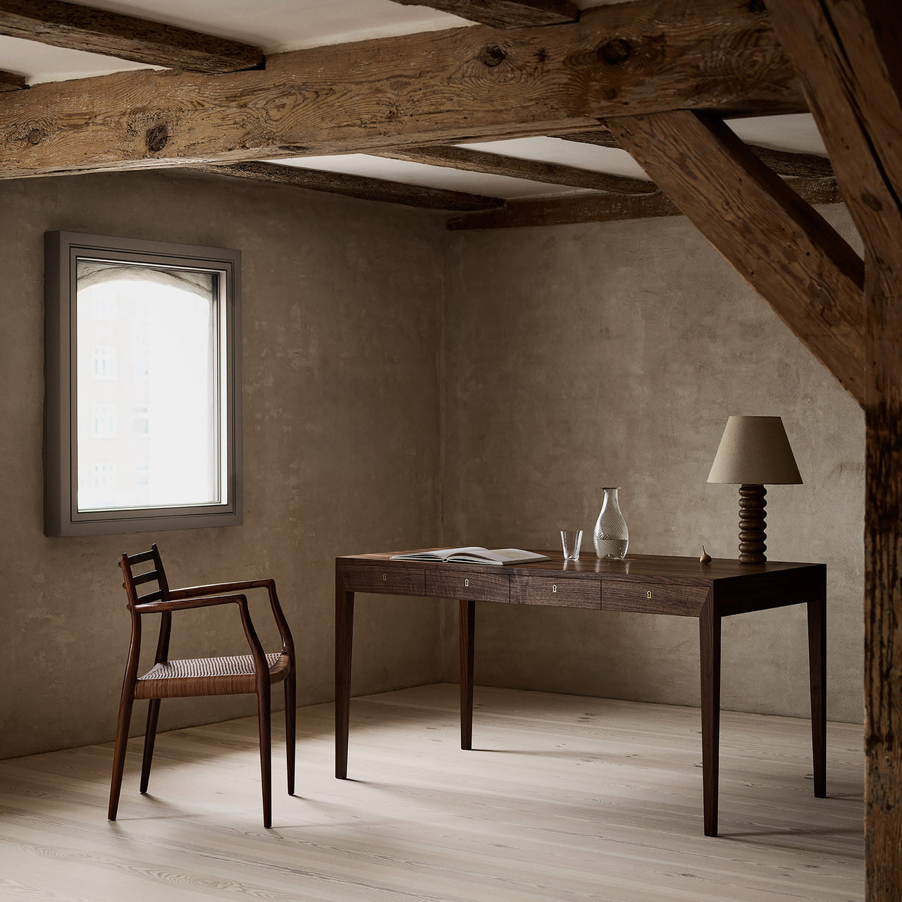 Margrethe Desk