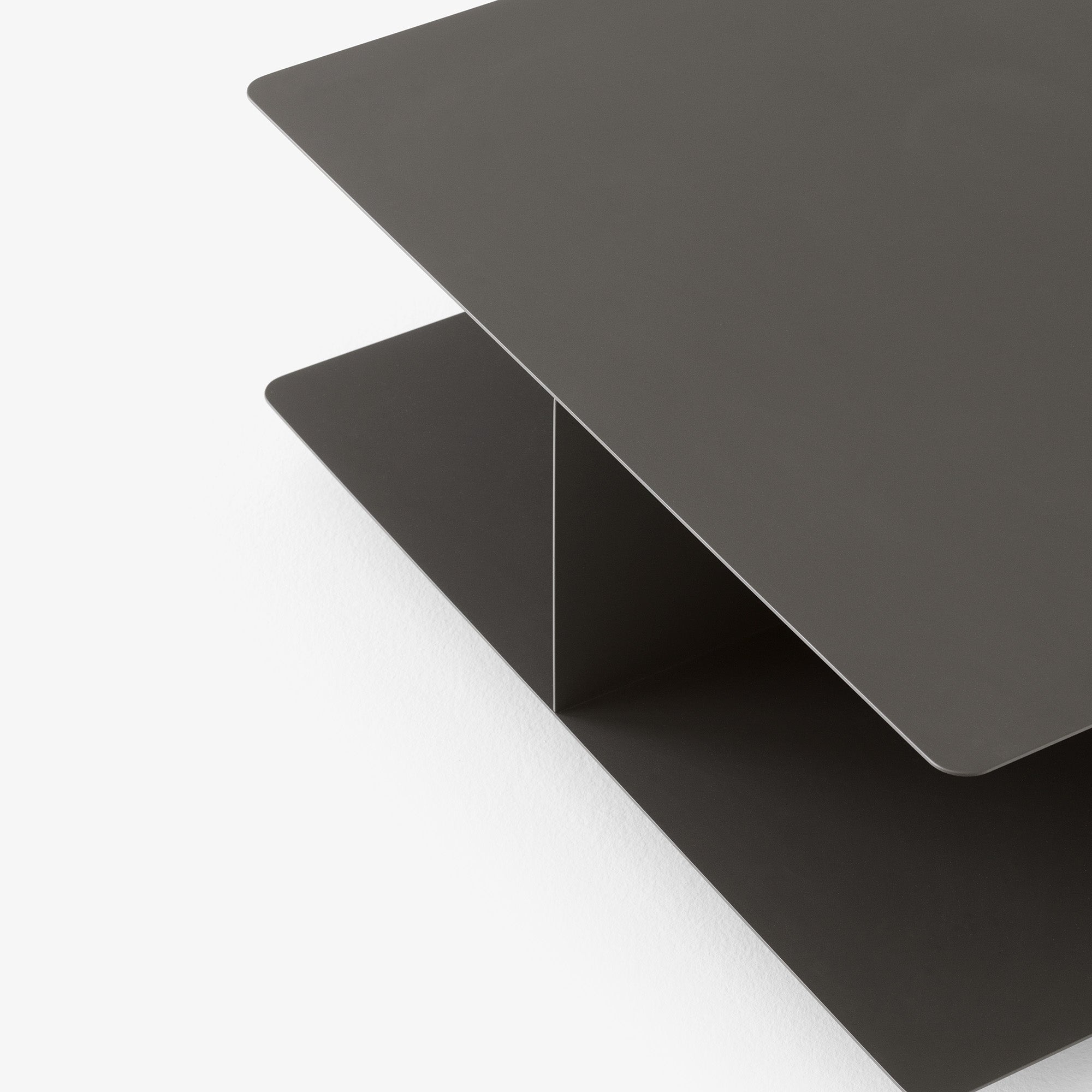 Develius Coffee Table: EV3 + DI
