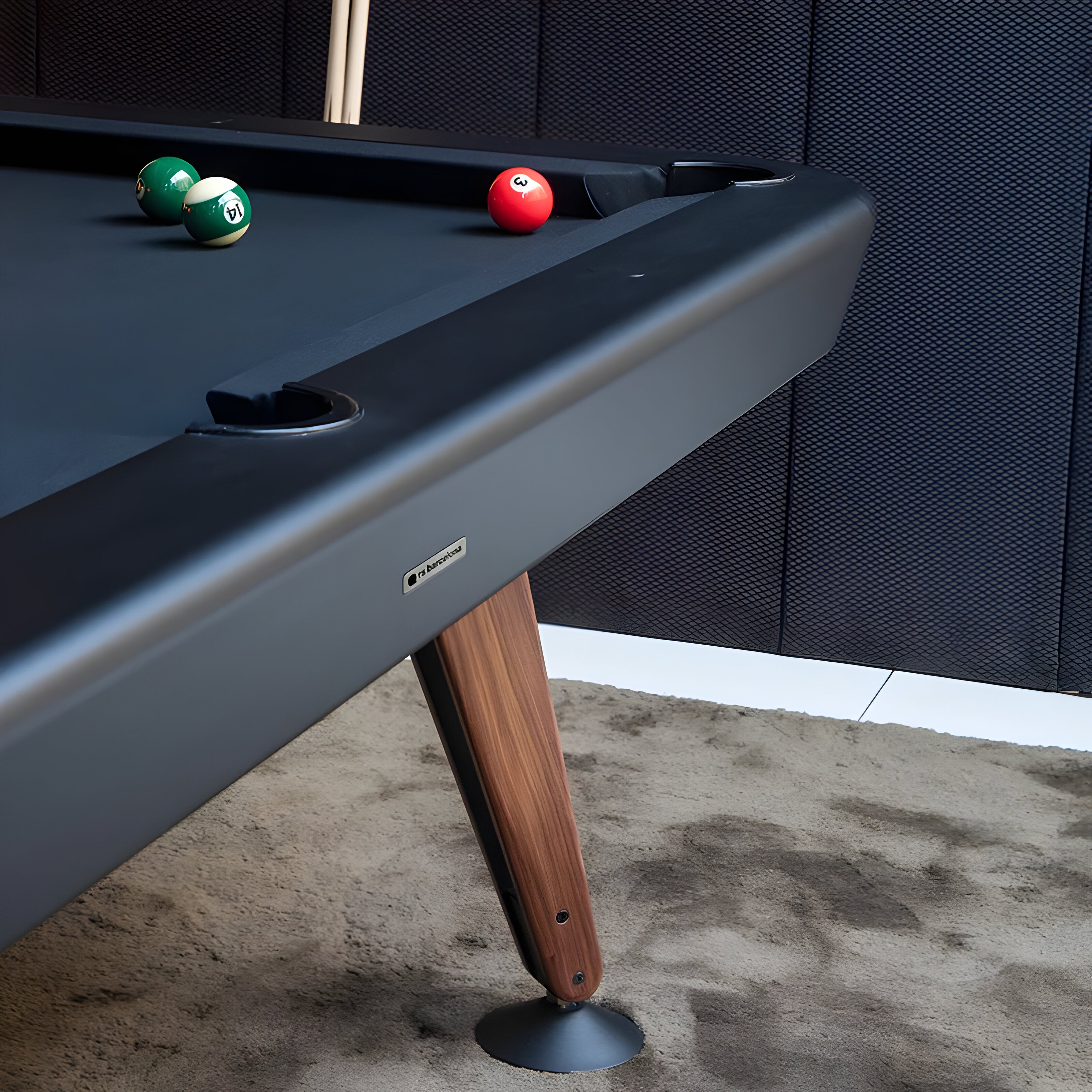 Diagonal Pool Table: 6 Feet