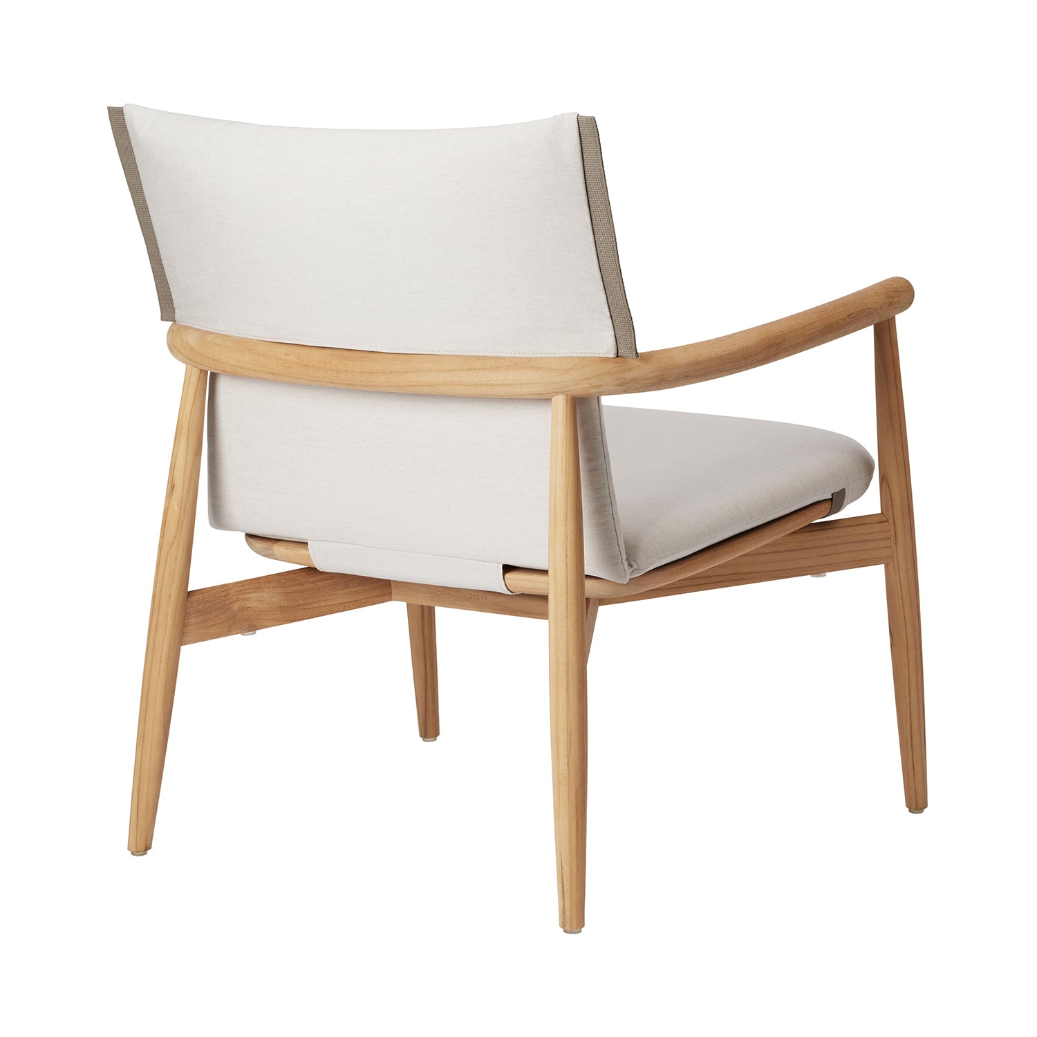 E018 Embrace Outdoor Lounge Chair with Cushion: Liso Life 1760