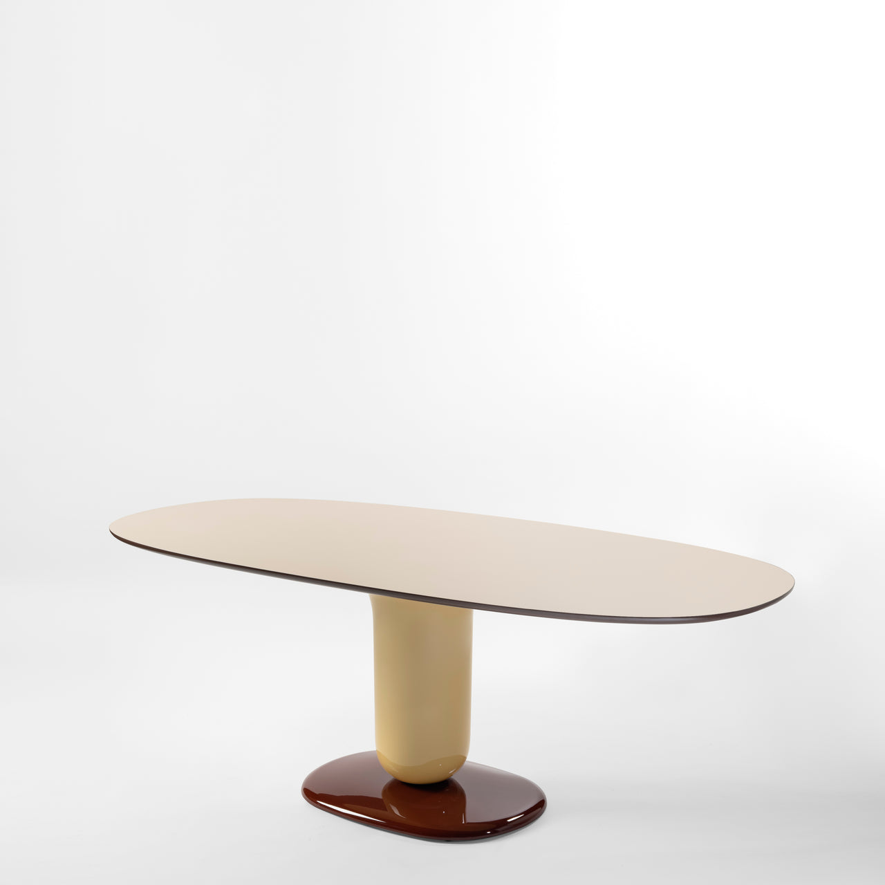 Explorer Oval Dining Table: Single Pedestal