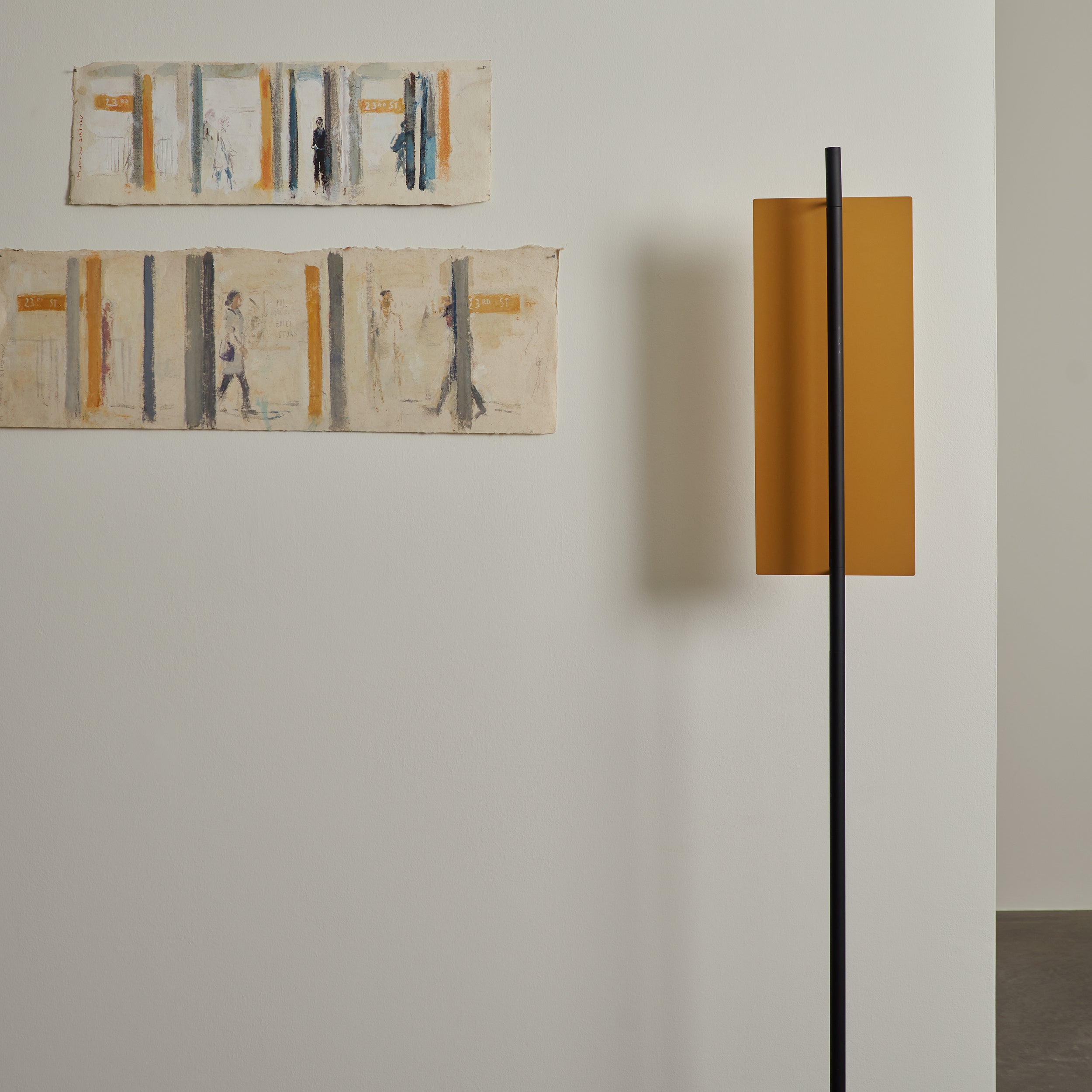 Lámina 45 Floor Lamp