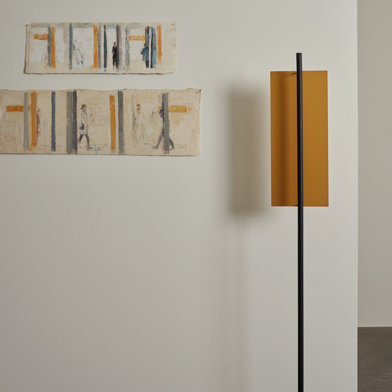 Lámina 45 Floor Lamp