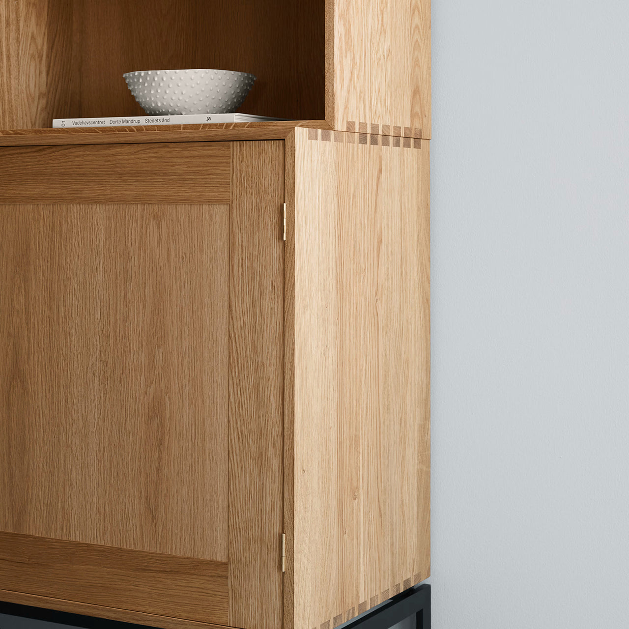 FK632110F Deep Bookcase Floor Standing