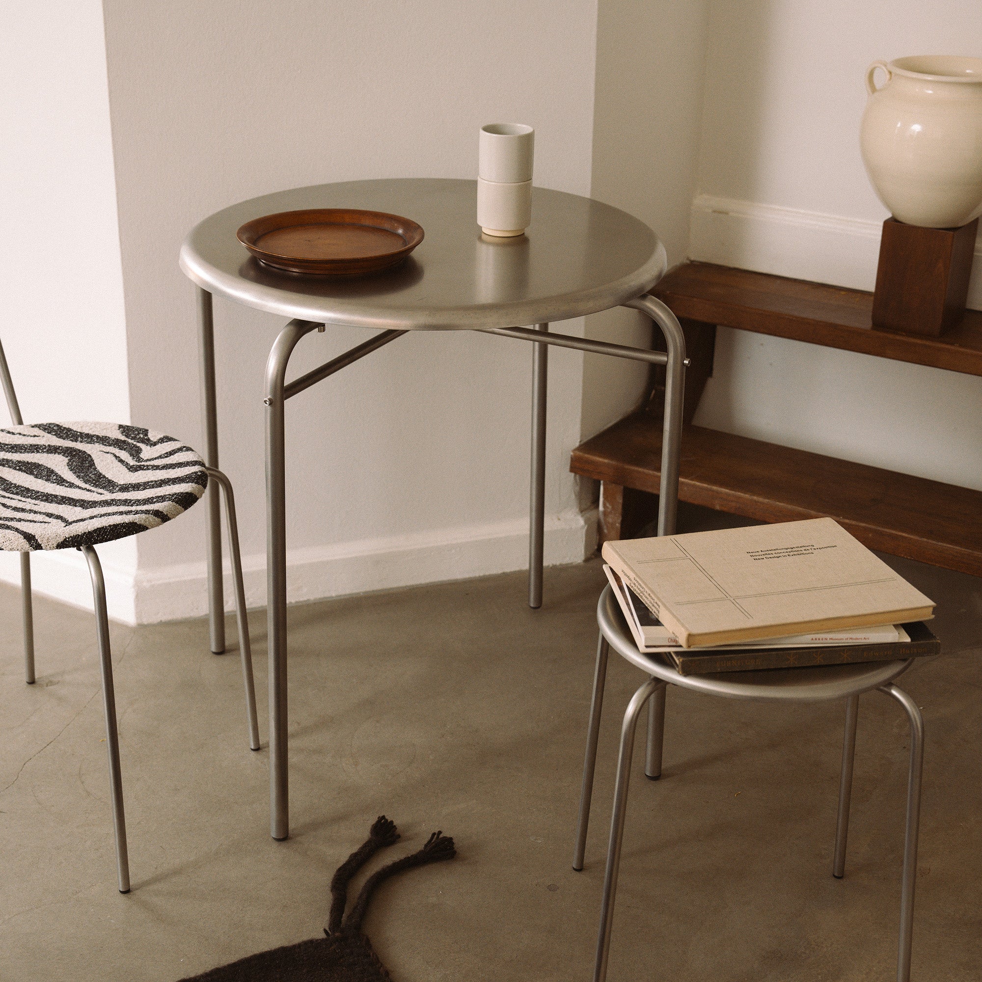 Petit Rond Table